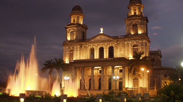 Antigua Catedral de Managua