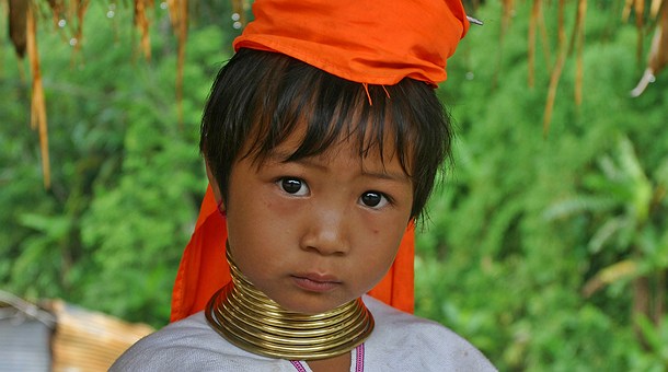 Niña Karen en Mae Hong Son Niña Karen en Mae Hong Son