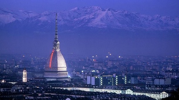 Turín por la noche Turín por la noche