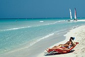 Descansando en la playa de Varadero