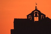 Iglesia al atardecer