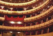 Interior de la Ópera de Viena