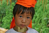 Niña Karen en Mae Hong Son