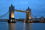 Tower Brdige de noche, Londres, Inglaterra