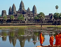 Monjes en Angkor Wat
