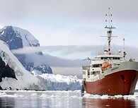 Nave Antartic Dream