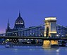 Puente de las cadenas de noche, Budapest Puente de las cadenas de noche, Budapest