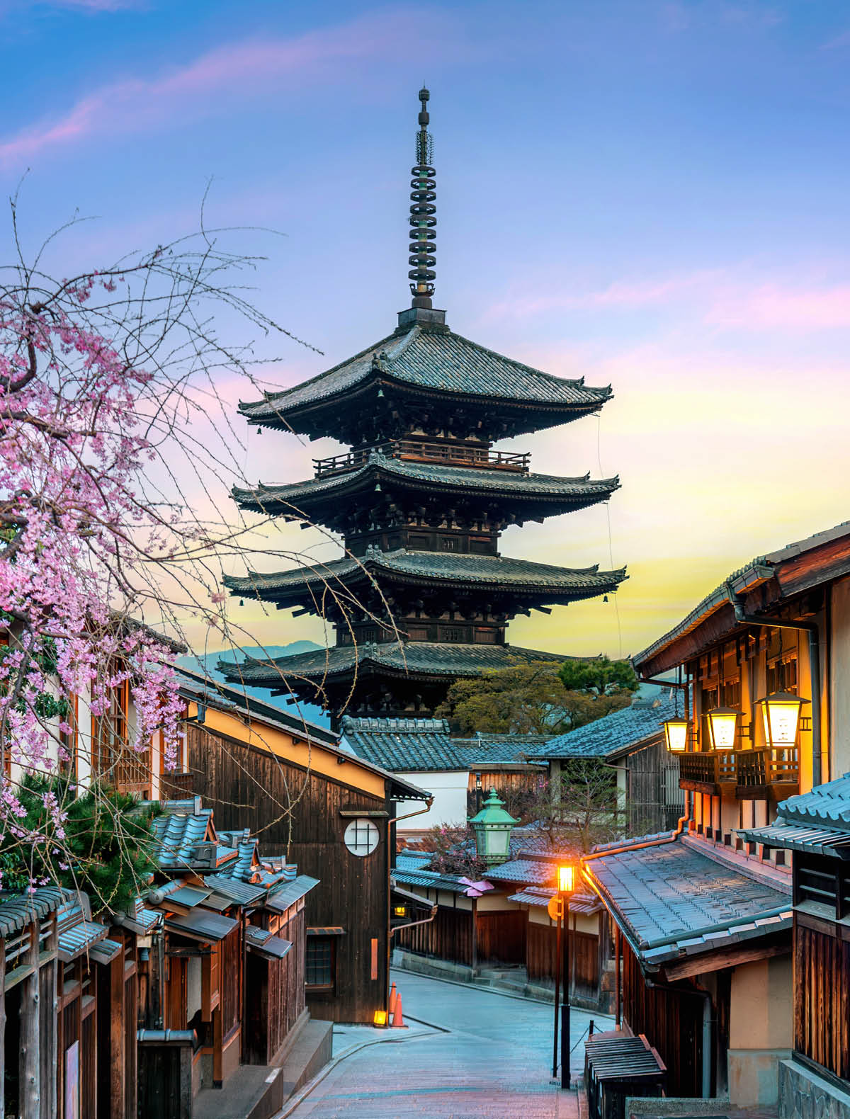 Yasaka Pagoda and Sannen Zaka Street in Kyoto, Japan.