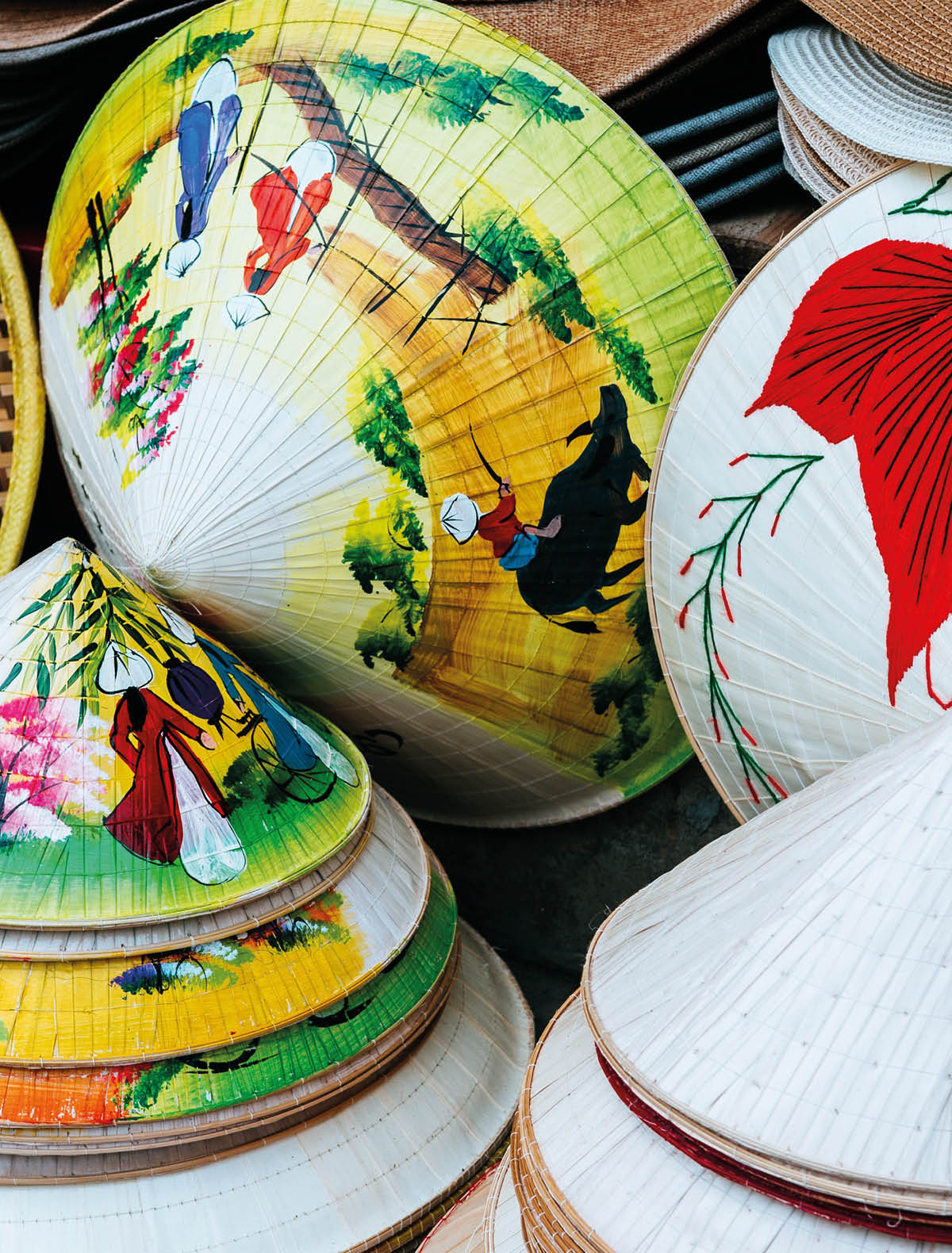 vietnamese hat pile to sell